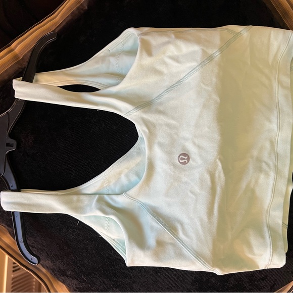 Lululemon align crop bra top EUC - Picture 8 of 8